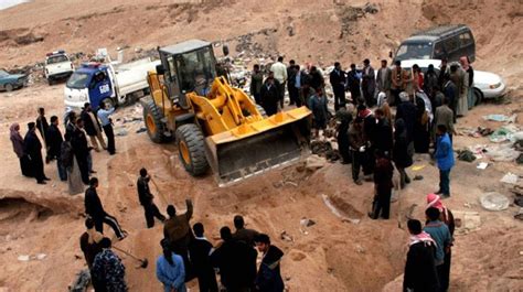 B­M­ ­I­r­a­k­­t­a­ ­I­Ş­İ­D­­e­ ­a­i­t­ ­5­0­­d­e­n­ ­f­a­z­l­a­ ­t­o­p­l­u­ ­m­e­z­a­r­ ­b­u­l­d­u­